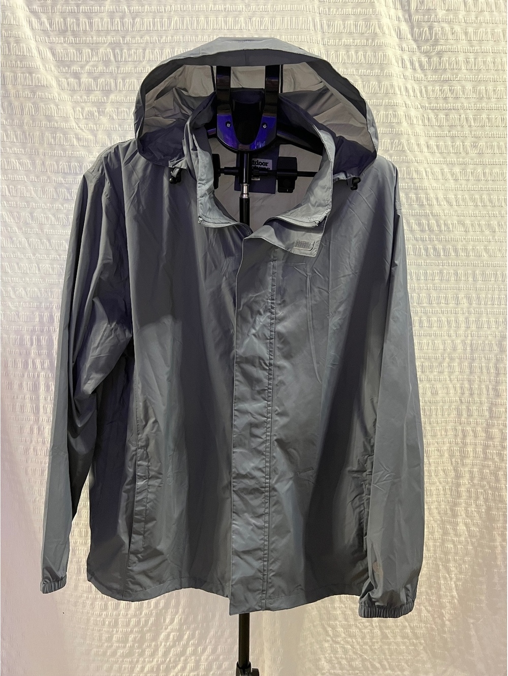 Outdoor Ventures XXL Windbreaker